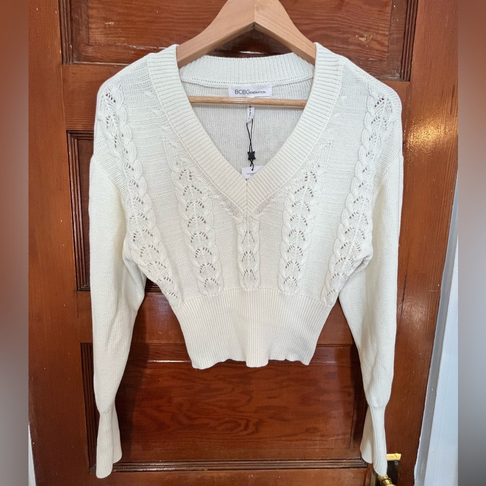 BBBGenerations V-neck Sweater Small